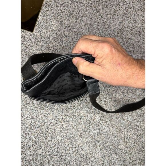 Michael Kors Fulton Black Leather Crossbody Bag Gold Hardware - Picture 6 of 8